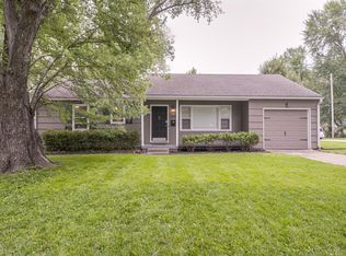 6625 W 72nd St, Overland Park, KS 66204
