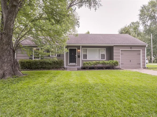 6625 W 72nd St, Overland Park, KS 66204
