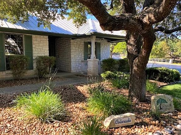 3rd image of 207 Heritage Hills Dr