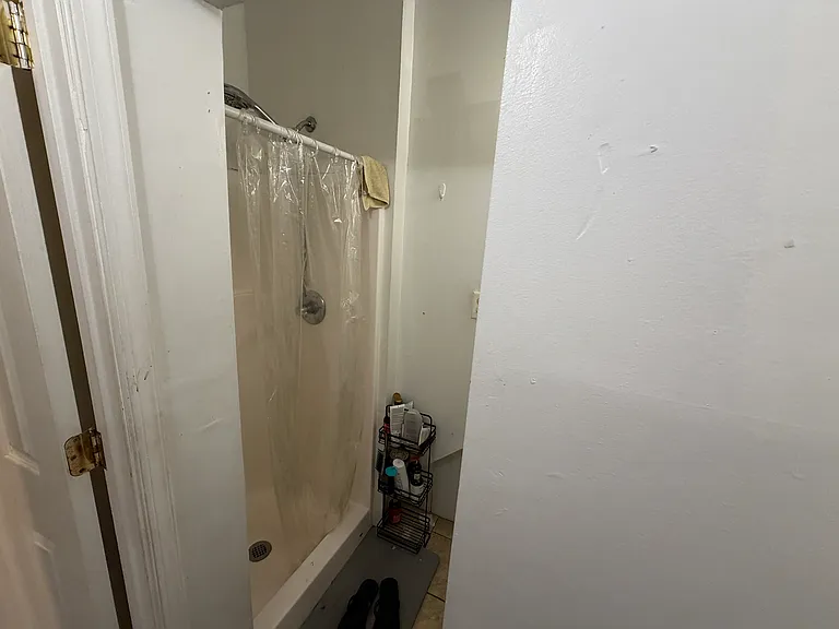 307 S Laurel St — Photo 10