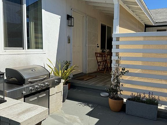 3rd image of 5966 W 86th Pl #1