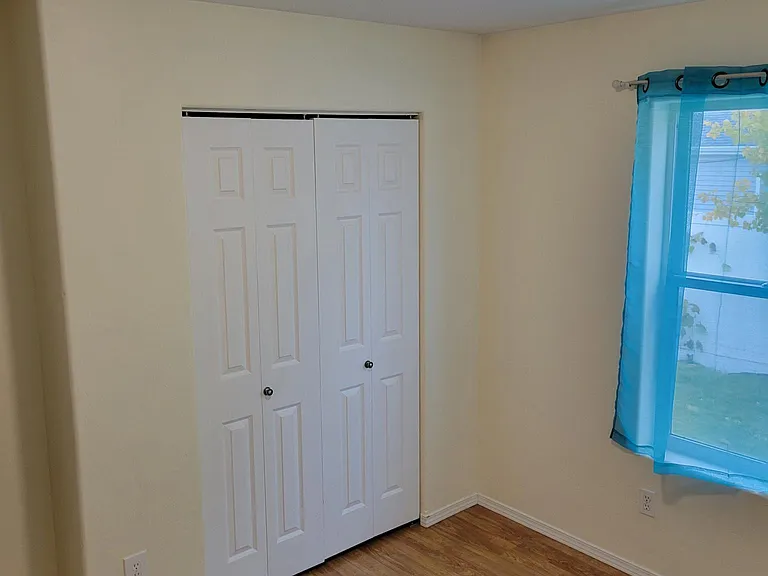 47 Rockefeller Dr — Photo 9