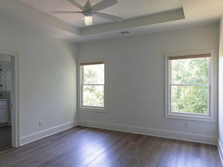 728 Green St NE — Photo 13