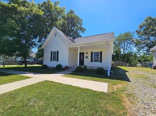 811 R St, Bedford, IN 47421