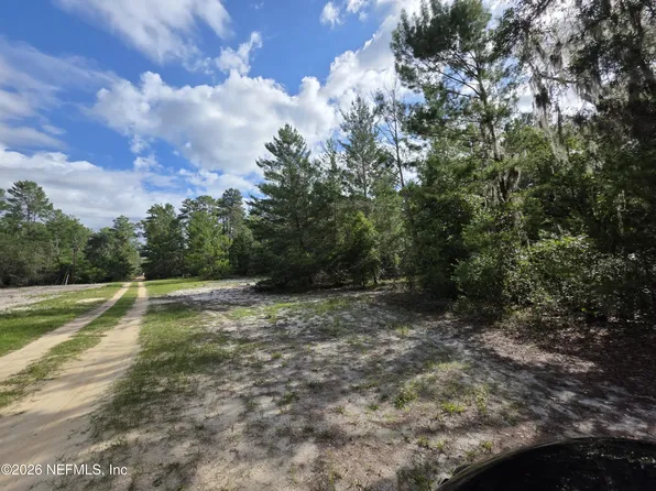 100 QUAIL ACRE Road, Pomona Park, FL 32181