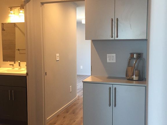 3rd image of 3750 Vinton Ave APT 204