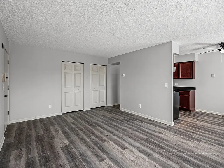 2720 Rosalyn Ct #202 — Photo 12