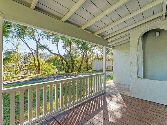 5th image of 225 Owl Ridge Way