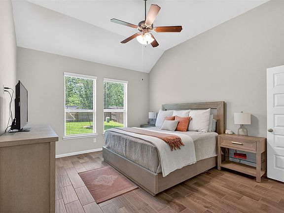 4th image of 4243 Pale Fox Ln