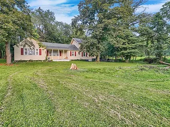 585 Clove Rd, Monroe, NY 10950