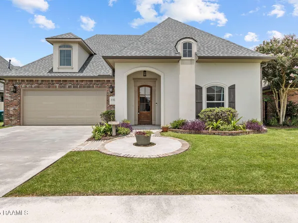 110 Woodhaven Rd, Youngsville, LA 70592