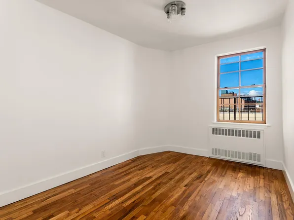 108 Perry Street image 4 of 8