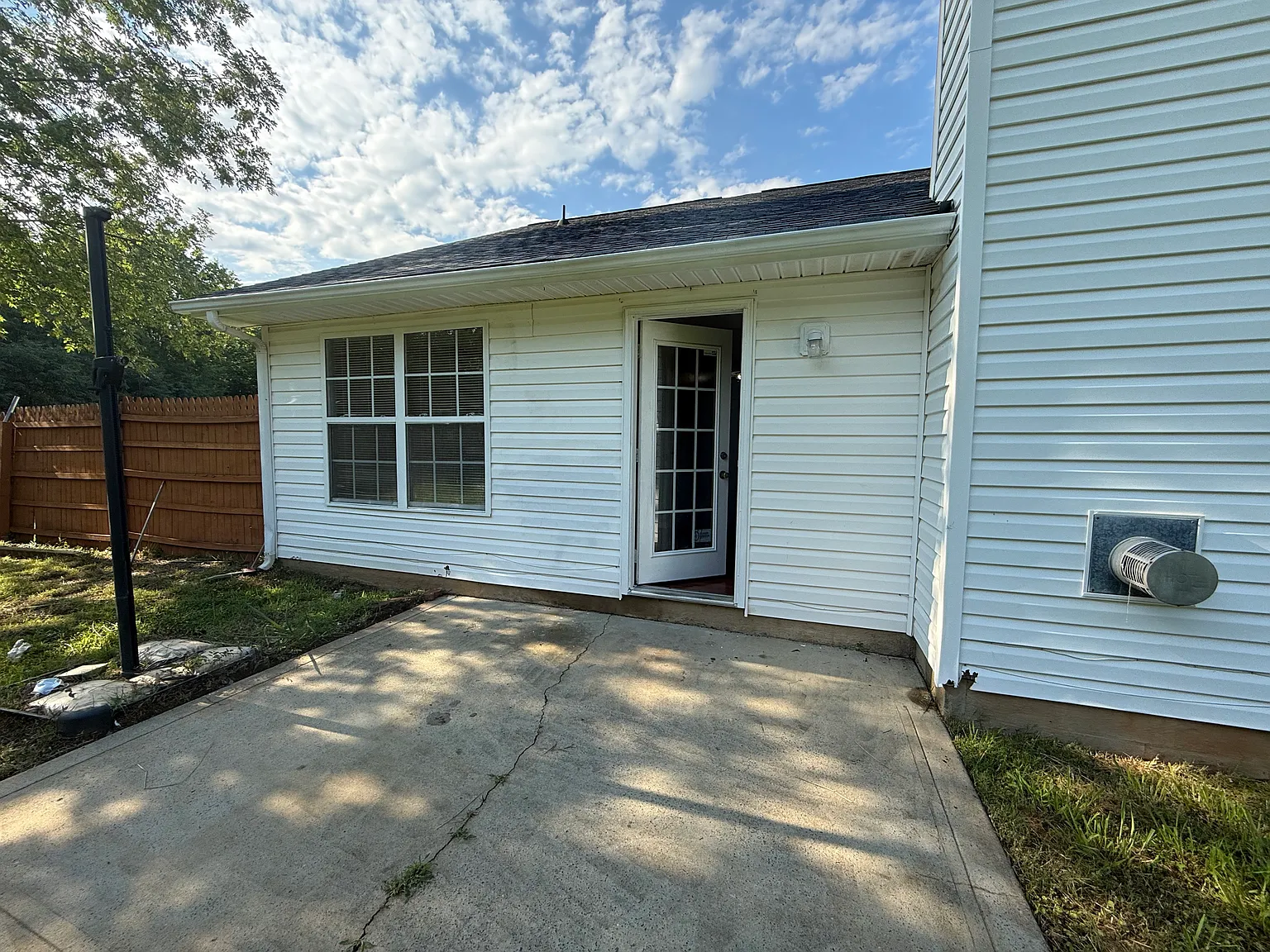3 bed, 1580 sqft, $2,095 — Photo 4