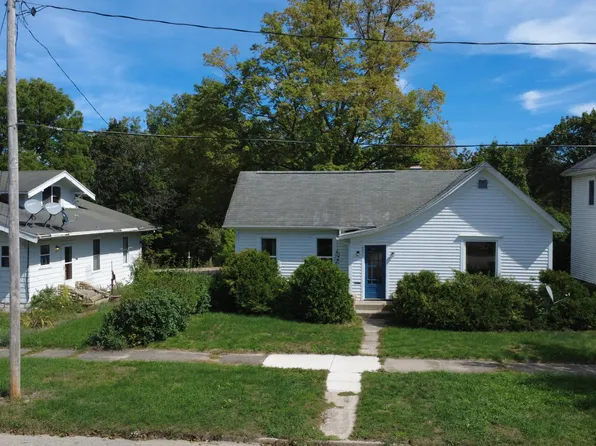 221 Winter Ave, Big Rapids, MI 49307