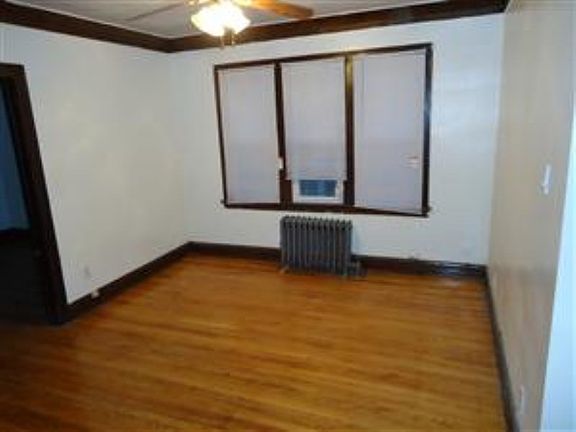 5th image of 6955 S Maplewood Ave #1