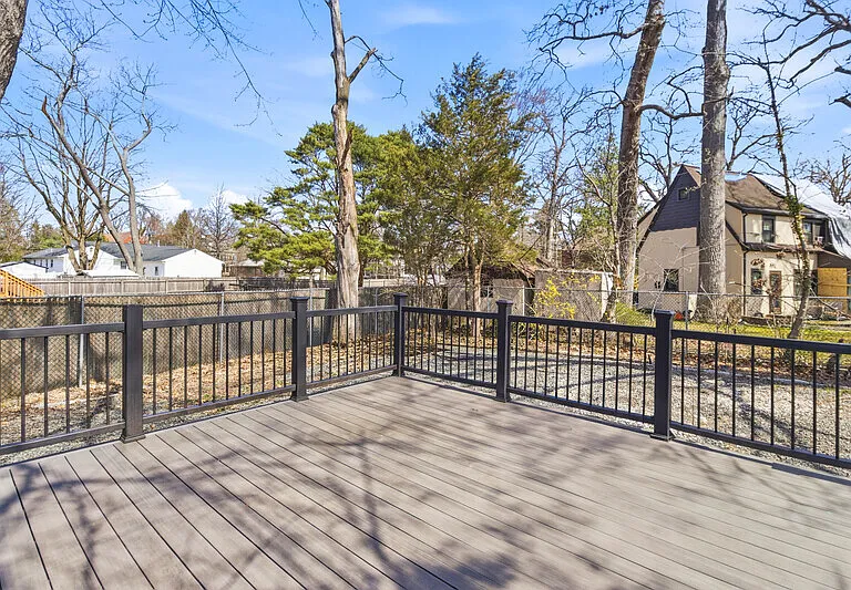 925 Plainfield Ave — Photo 20