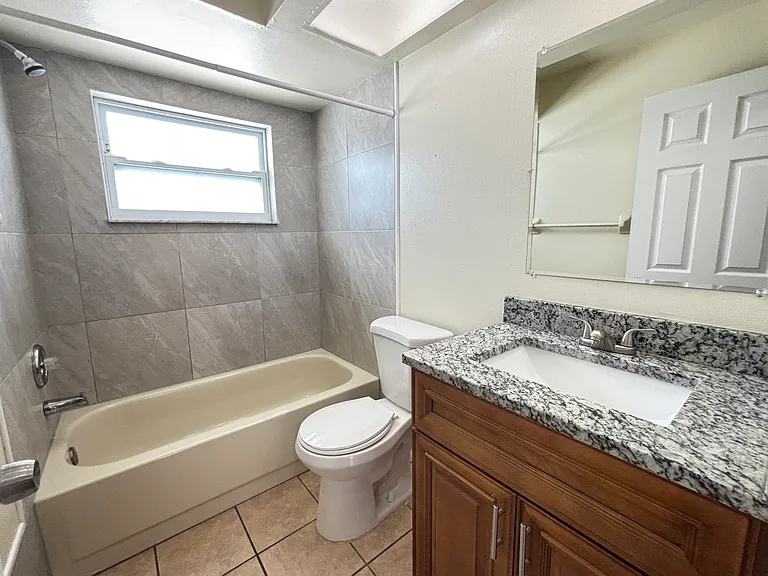 2665 Wildwood Ln — Photo 13