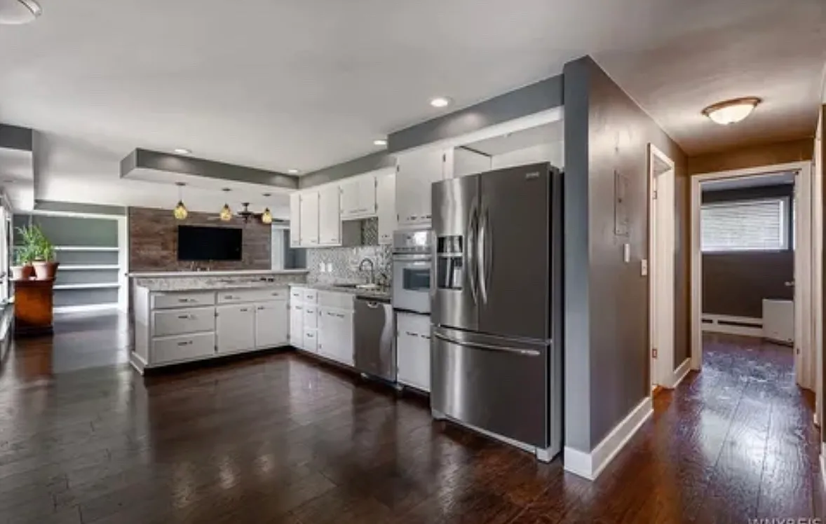 858 Wehrle Dr — Photo 2
