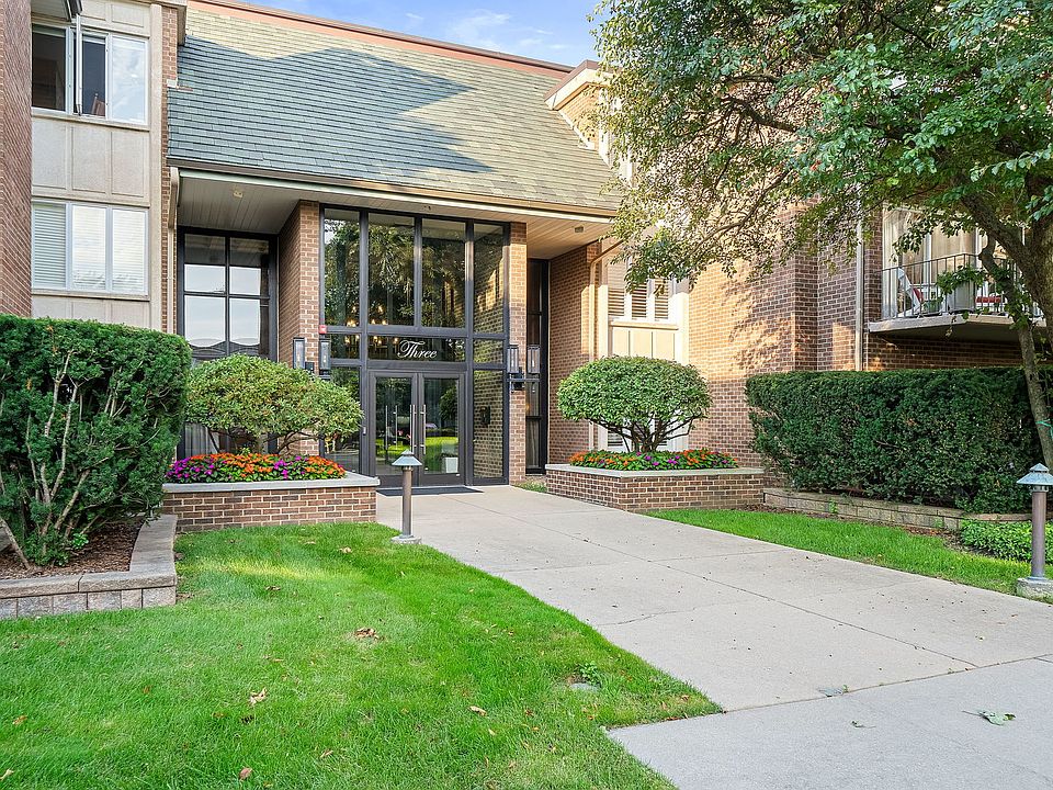 1st image of 3 Oak Brook Club Dr APT D103