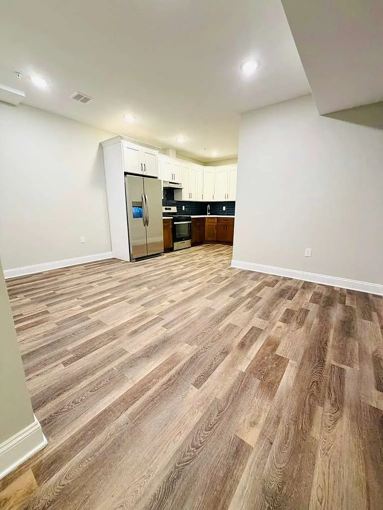 3 bed, $2,350 — Photo 3