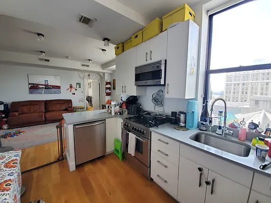 Rented by Ideal Properties Group | media 37