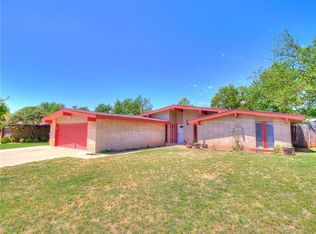 11021 NW 115th St, Yukon, OK 73099