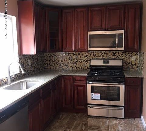 3rd image of 376 Netherland Ave