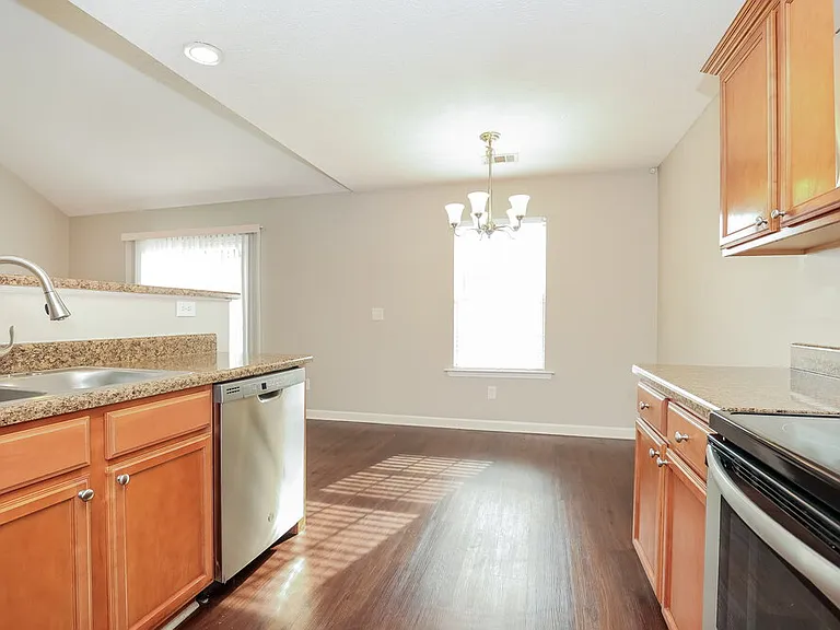 1029 Tammy Sue Ln — Photo 6