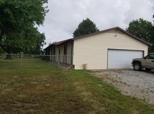 2997 E 800 Rd, El Dorado Springs, MO 64744