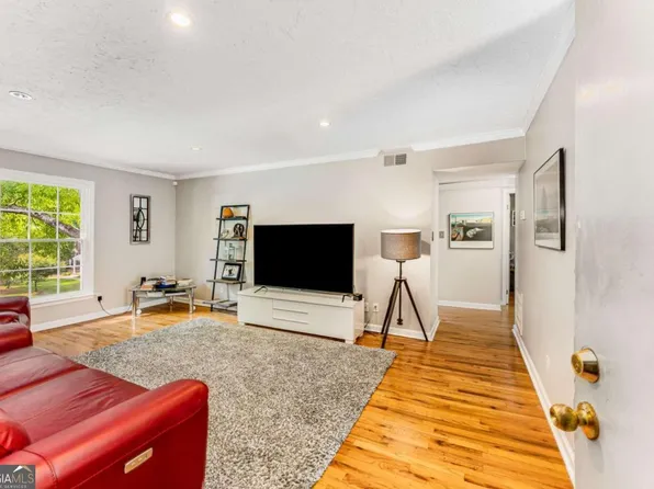 6700 Roswell Rd Unit 27C, Sandy Springs, GA 30328
