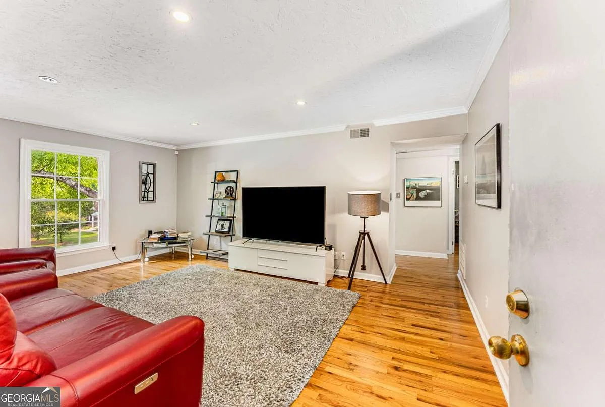 6700 Roswell Rd Unit 27C photo 1