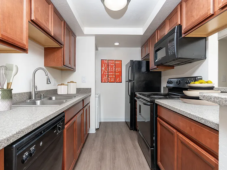 Citrus Place — Photo 25