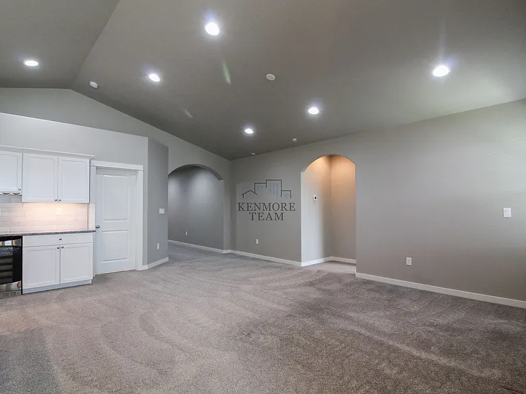 2950 Woodland Pl — Photo 7