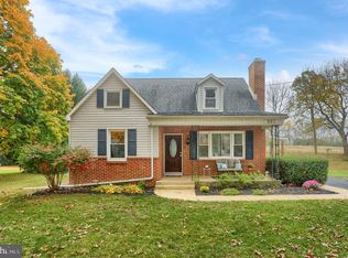 882 Alexander Spring Rd, Carlisle, PA 17015