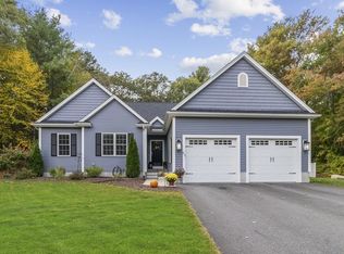 85 Providence St, Mendon, MA 01756