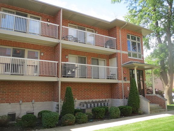 2nd image of 10337 Parkside Ave APT 1d