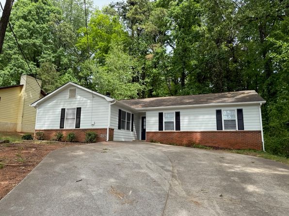 1572 Daniel Ln