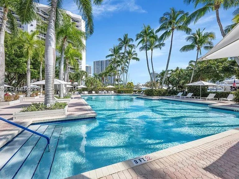 3640 Yacht Club Dr #1903 — Photo 29