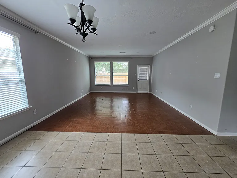 20126 Breezy Oak Ct — Photo 1