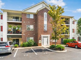 6200 Harbour Pointe UNIT 302, Columbus, OH 43231