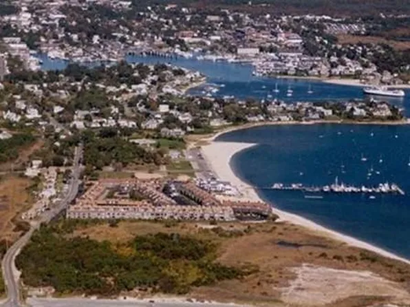 500 Ocean St APT 74, Hyannis, MA 02601