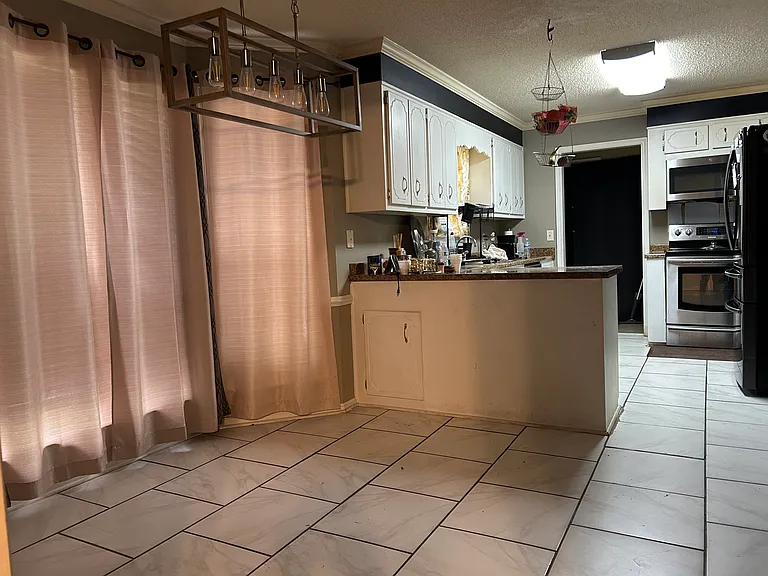 421 Santa Anna Trl — Photo 24