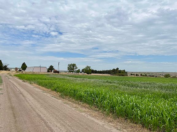 2nd image of 72735 Road 381