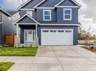 1552 Sand Trap Ln, Eugene, OR 97408