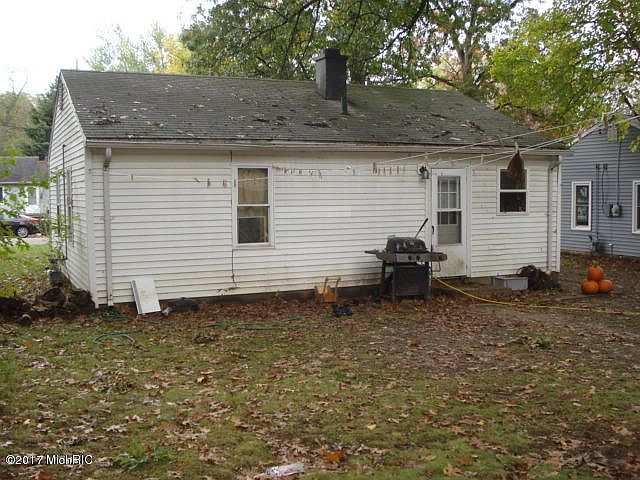 2nd image of 206 Spaulding Ave W