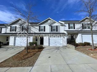 2256 Latimer Ln, Charlotte, NC 28214