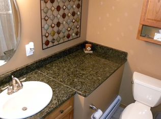 10300 Mulberry Rd, Chardon, OH 44024