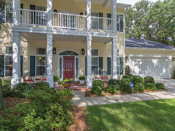3rd image of 8648 Belle Meadow Blvd