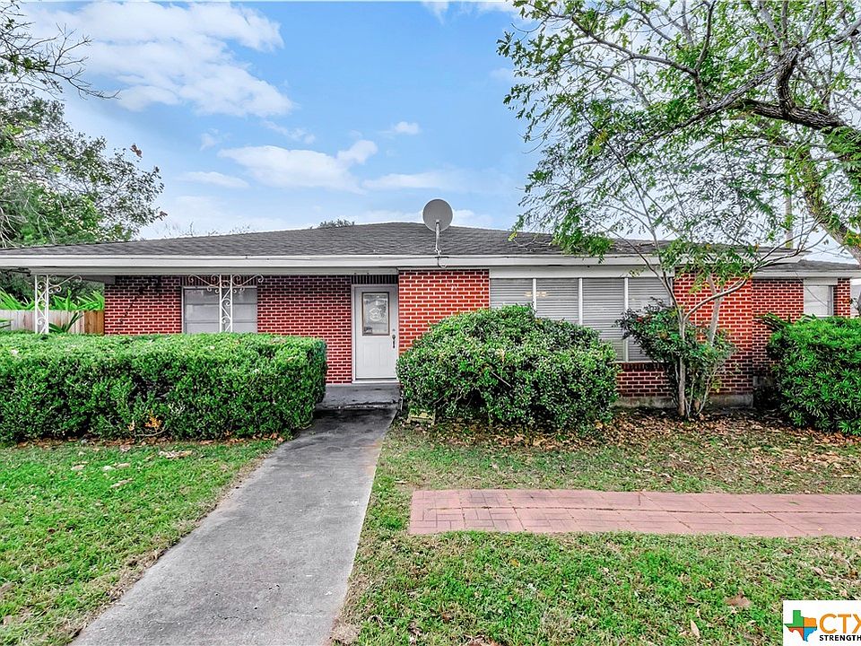 349 W Pearl St, Goliad, TX 77963 MLS 517706 Zillow