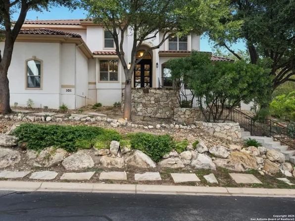43 Three Lakes Drive, San Antonio, TX 78248